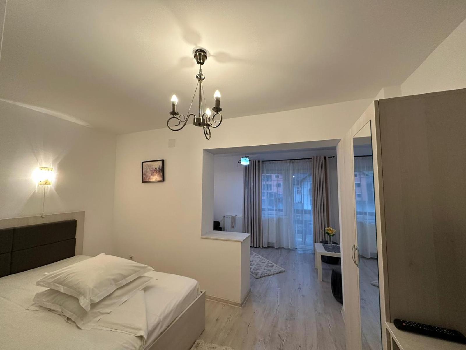 Casuta De Langa Izvor Hotel Moeciu De Sus Eksteriør billede