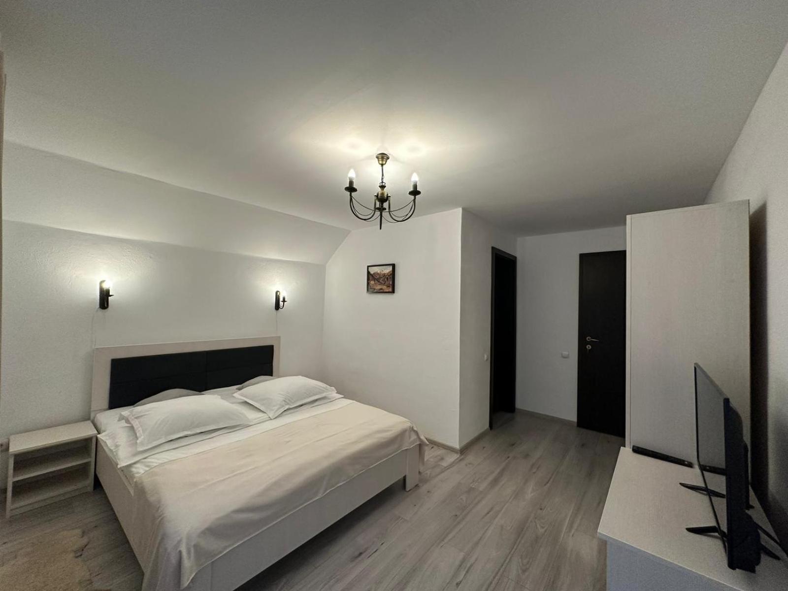 Casuta De Langa Izvor Hotel Moeciu De Sus Eksteriør billede