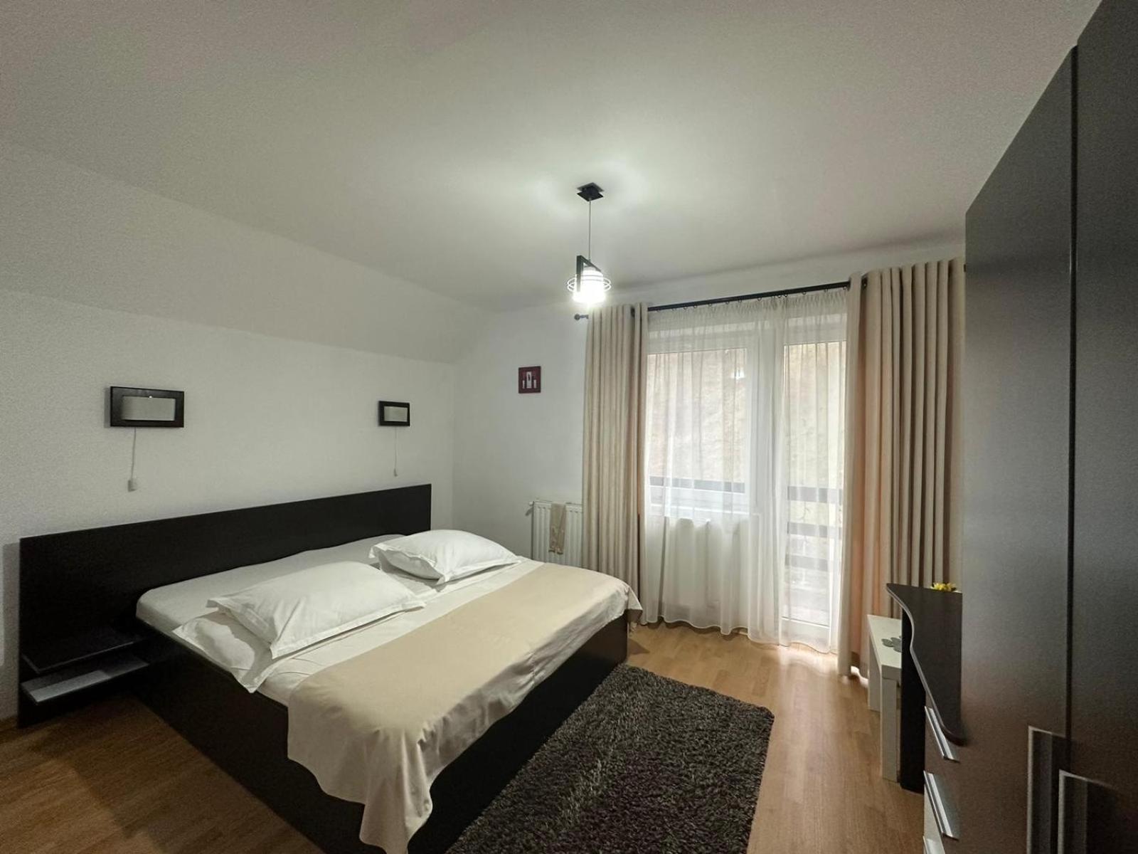 Casuta De Langa Izvor Hotel Moeciu De Sus Eksteriør billede